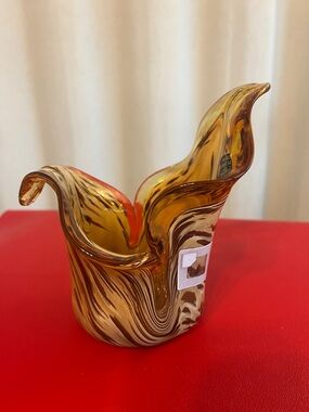 Murano Art Glass Amber Vase Crystal Made in Italy  5.765”H 6”W 3.5”D bottom